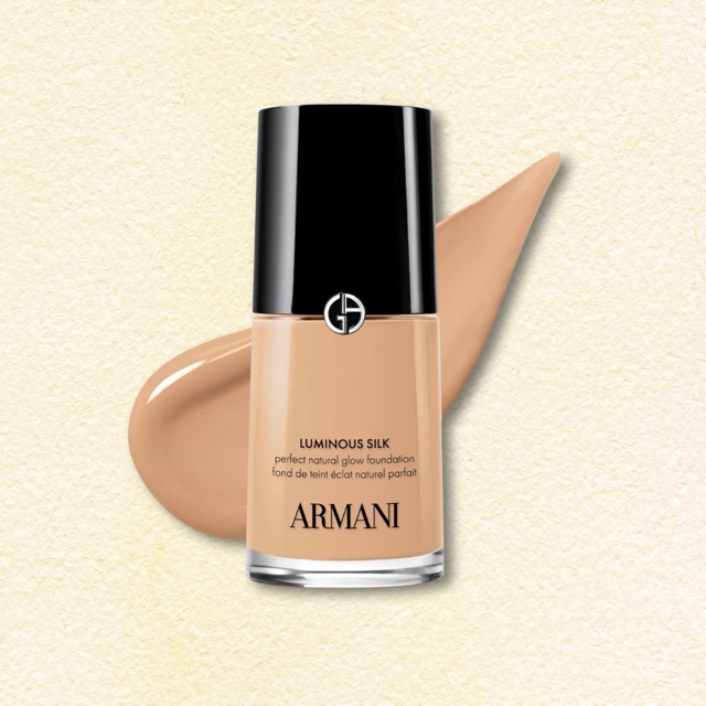 LUMINOUS SILK NATURAL GLOW BLURRING LIQUID FOUNDATION